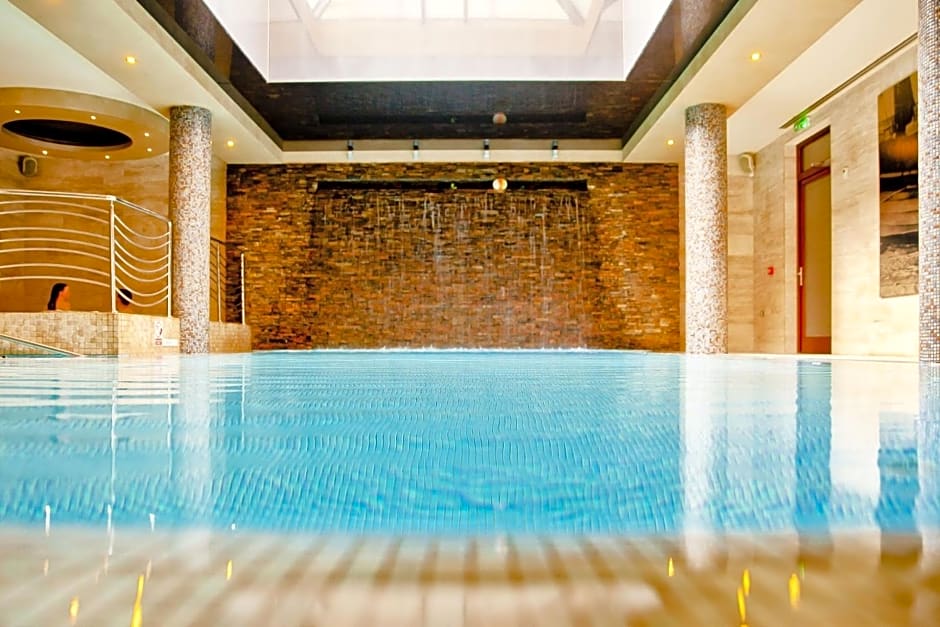 Hotel&Spa Stary Dziwnów basen swimming pool