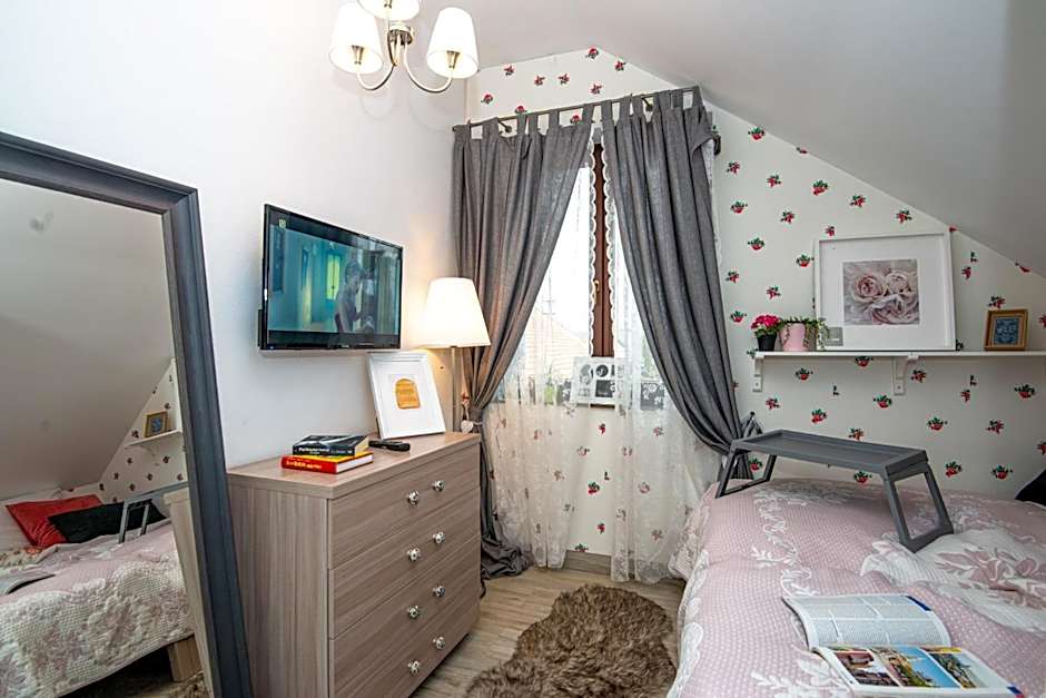 Pokoje w Starej Karczmie - by Upstairs