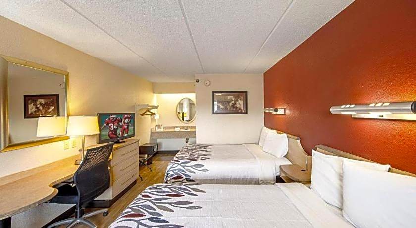 Red Roof Inn Akron