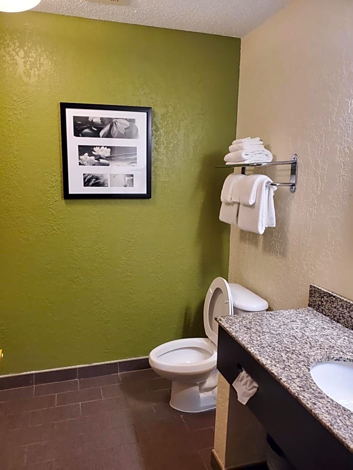 Sleep Inn & Suites Jacksonville near Camp Lejeune