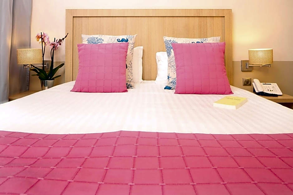 Trinite Hotel