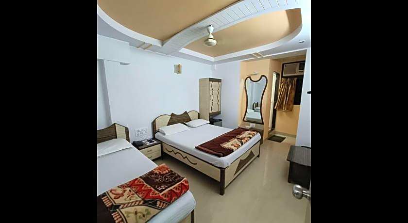 Hotel Broadway Colaba