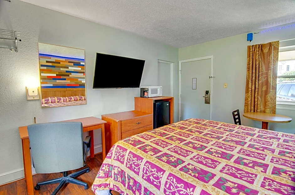 Scottish Inns Collinsville - Martinsville