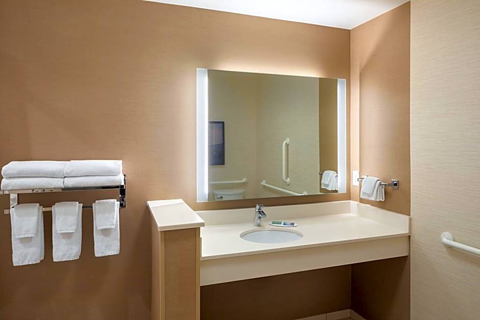 Fairfield Inn & Suites by Marriott Chillicothe, OH