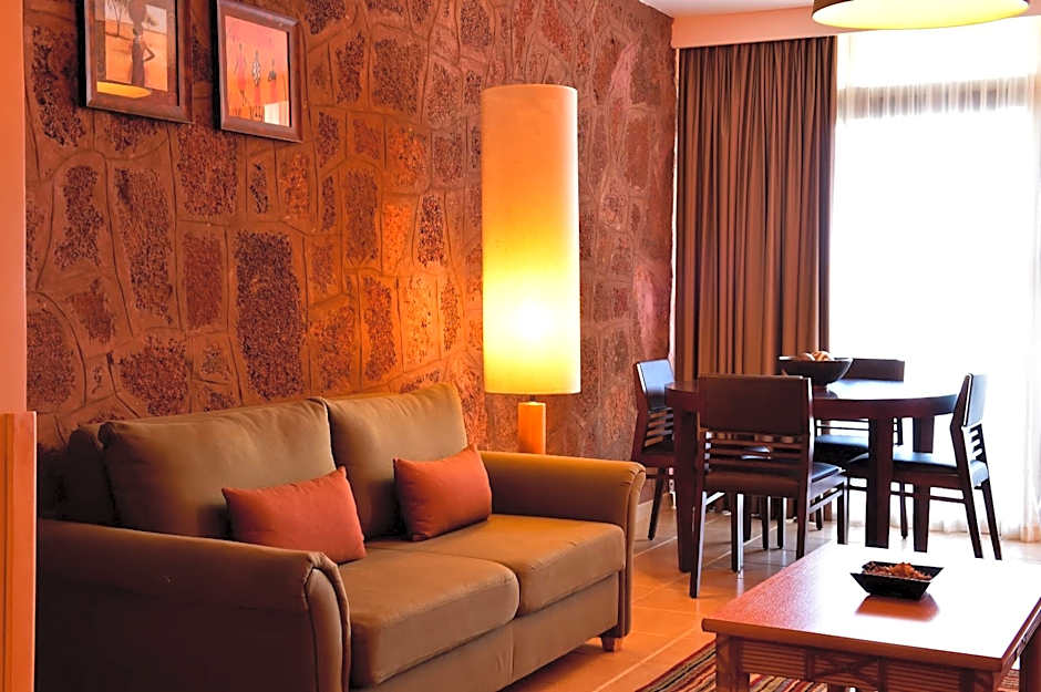 Pestana Tropico Ocean & City Hotel