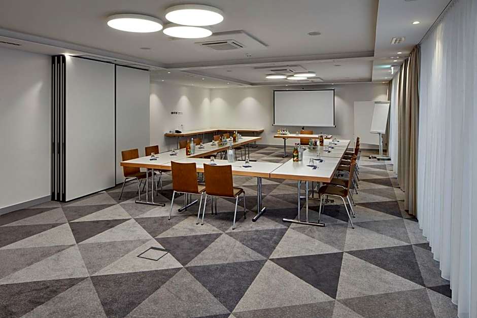Holiday Inn Express Merzig By IHG