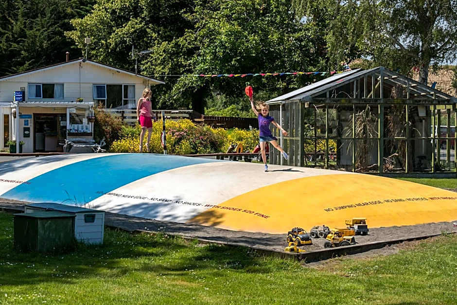 Whanganui River Top 10 Holiday Park