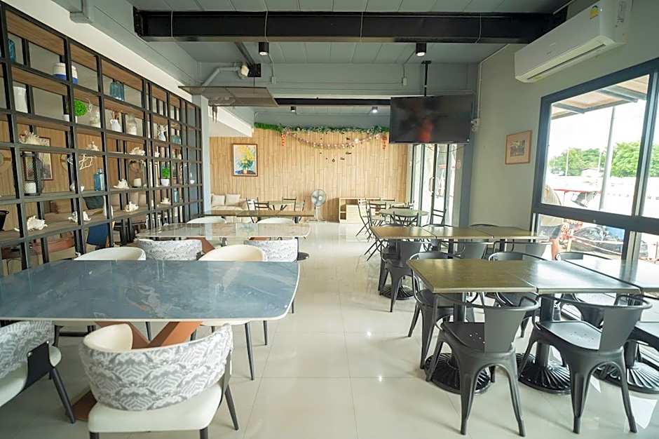 Sattahip 9 Boutique Hotel