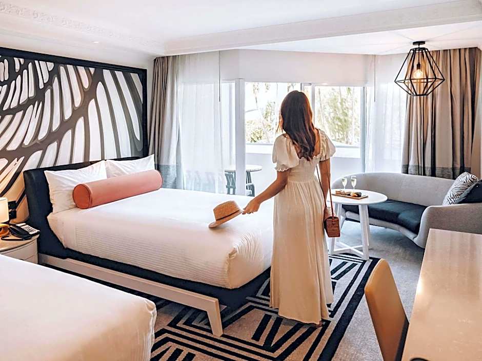 Pullman Cairns International