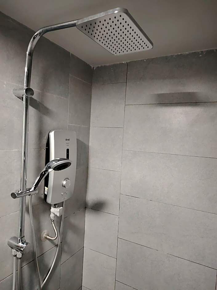 Jesselton Quay homestay near Suria Sabah by StayPlace