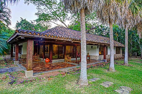 Hotel Hacienda La Pacifica