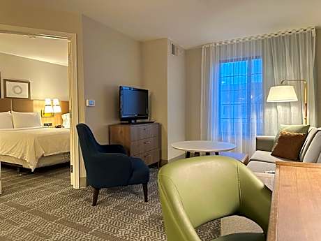 One-Bedroom Suite