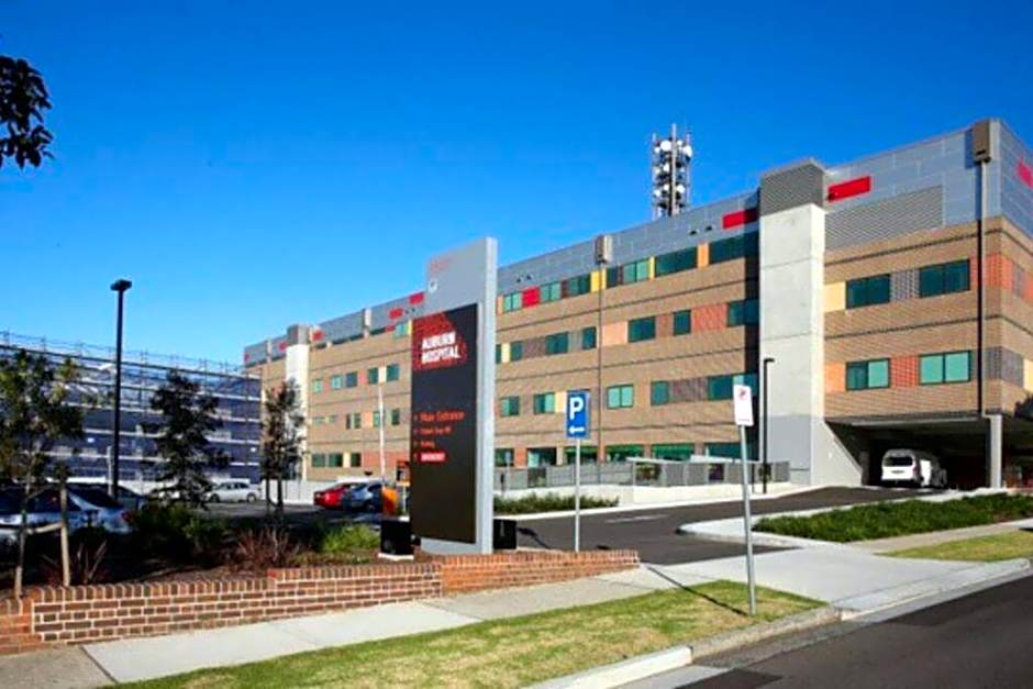 Cozy Double Room - Central Spot - Shared Bathroom