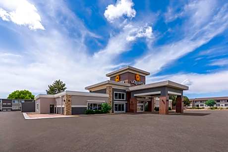 La Quinta Inn & Suites by Wyndham Fort Collins