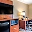 Comfort Inn & Suites Blue Ridge