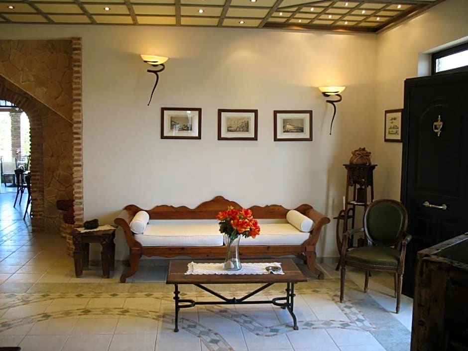 Anagenessis village hotel