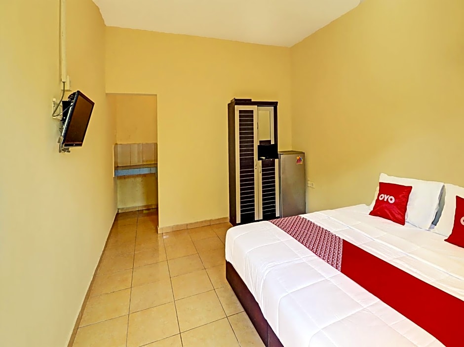 OYO 91628 Glogor Guest House