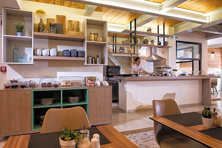 Infinity City Boutique Hotel