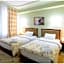 Golden Valley Hotel