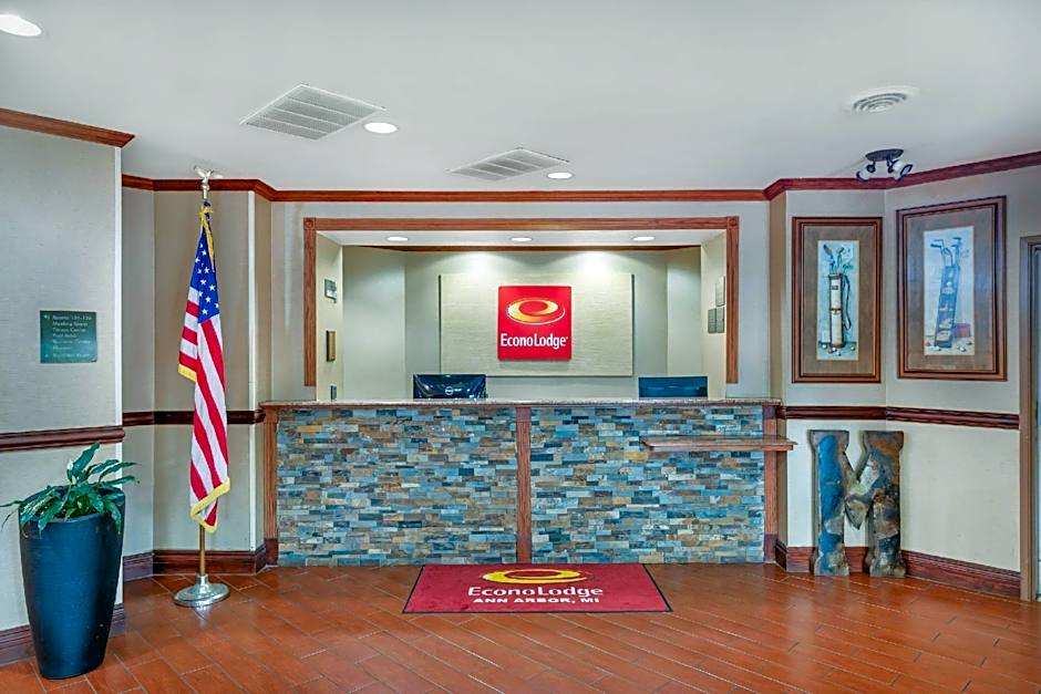 Quality Inn & Suites Ann Arbor Hwy 23