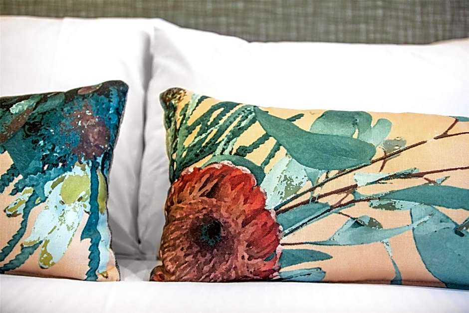 Nightcap at Sandbelt Hotel