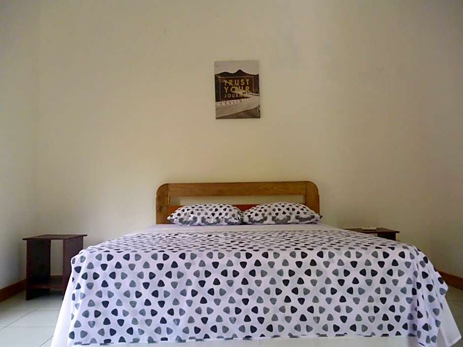 Dewi Garden Guesthouse