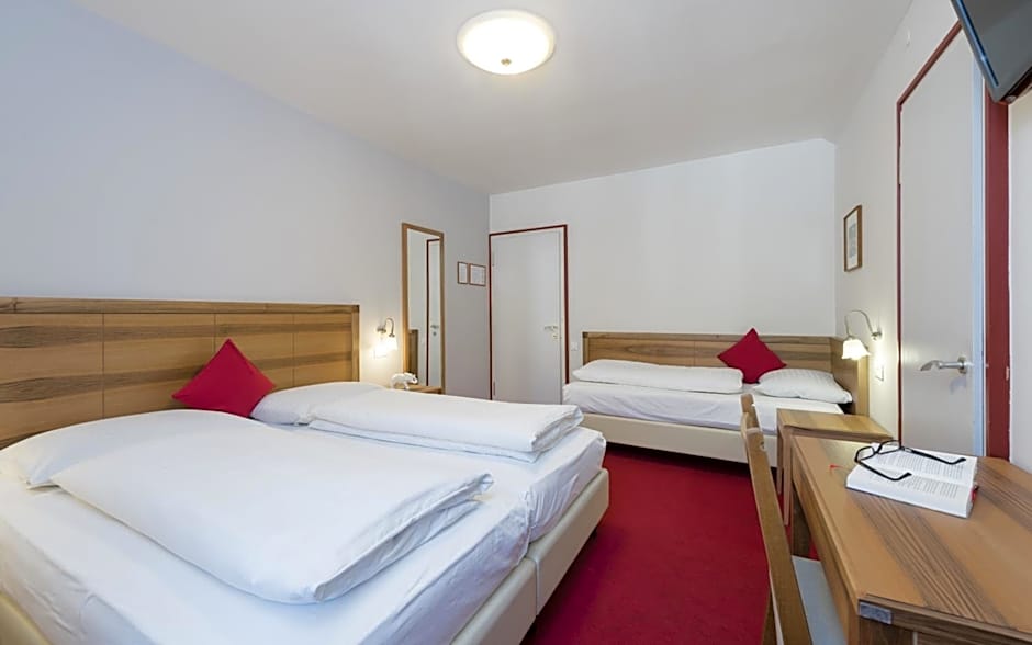 Triple Room — 6 fotoğraftan 1. fotoğraf