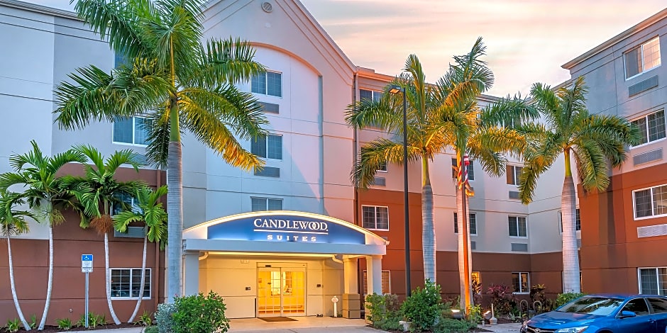 Candlewood Suites Fort Myers/Sanibel Gateway By IHG