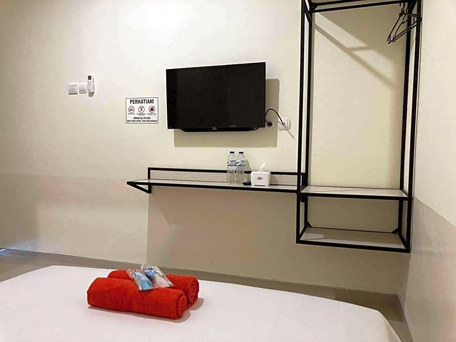 Hartono Inn Seturan Mitra RedDoorz