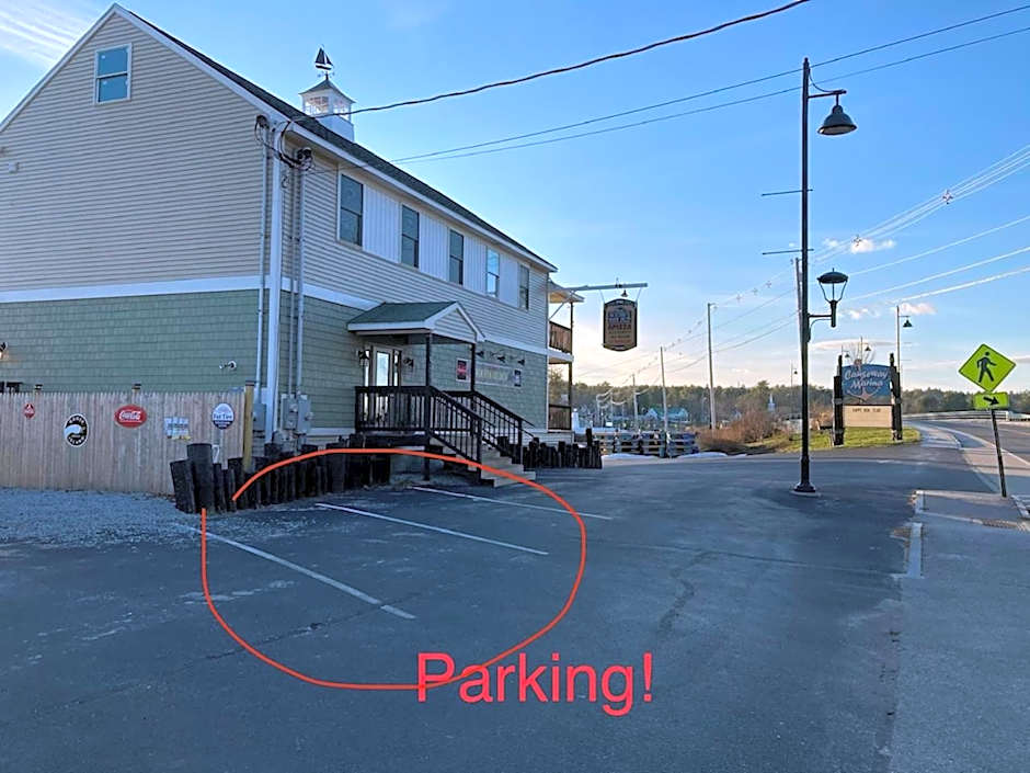 Lakeview Condo at Causeway Marina