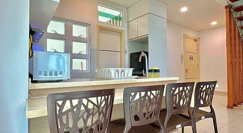 Holi 1Medini Suites Legoland