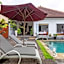 Villa Rosa - Spacious Oasis with Private Pool, close to Beach & Dining