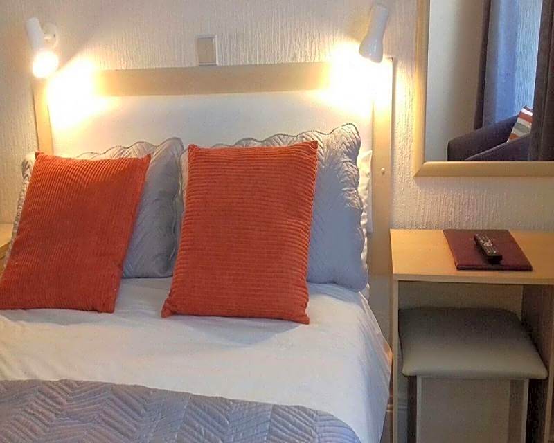 Seacroft Guest House