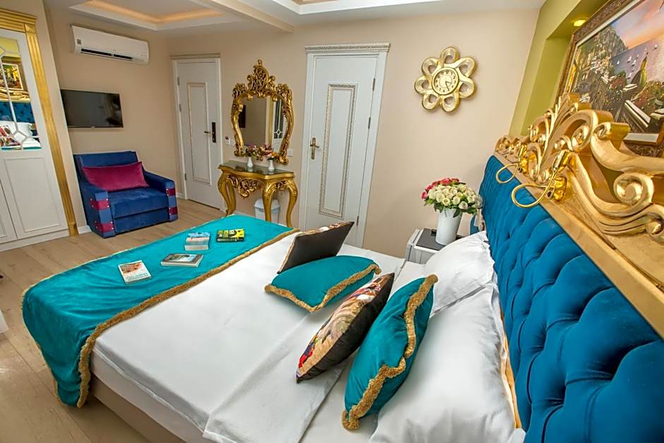Atlantis Royal Hotel