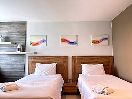 Premium Plus Twin Room