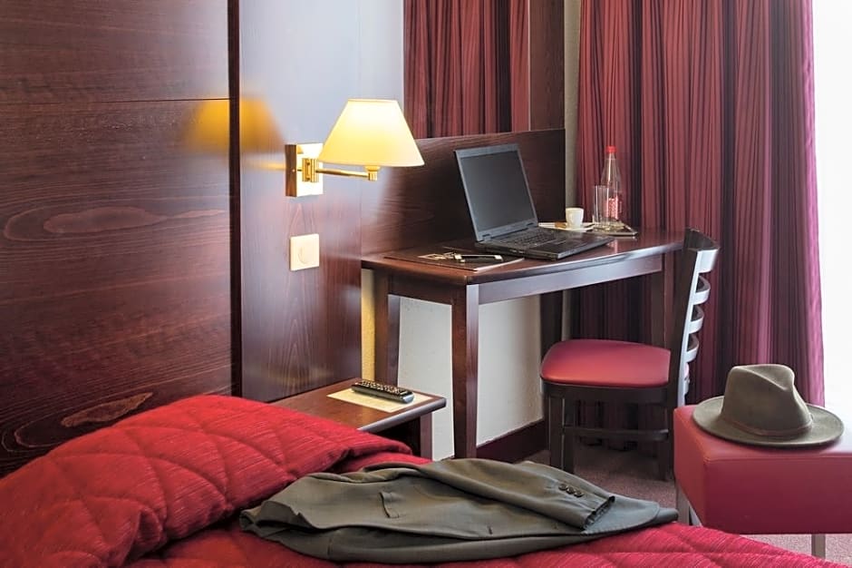 Tribe Paris Batignolles