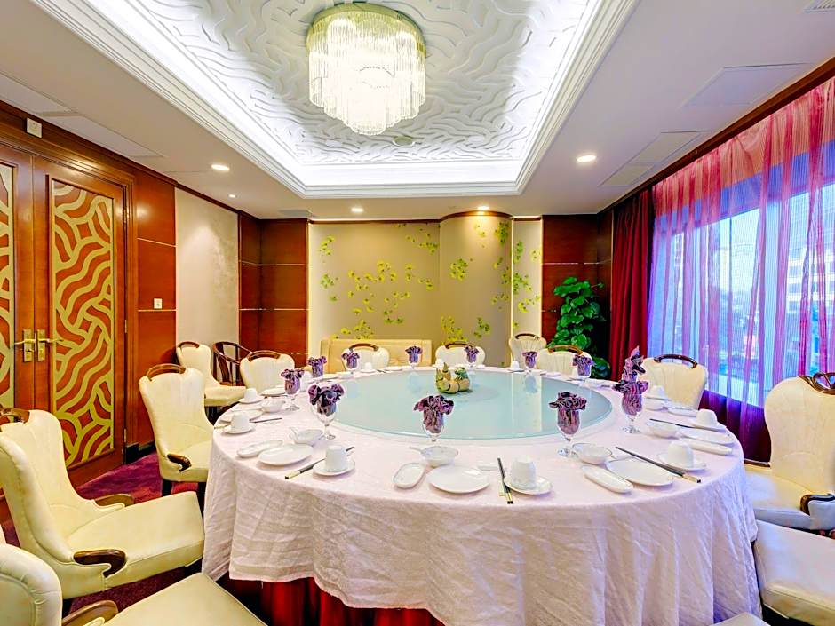 Ocean Hotel