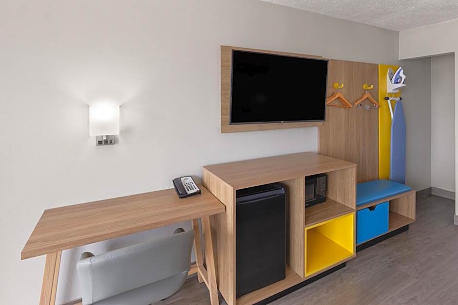 Days Inn by Wyndham Harrisonburg