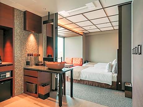 Deluxe Twin Room with Sea View