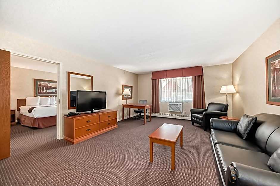 Stony Plain Inn & Suites