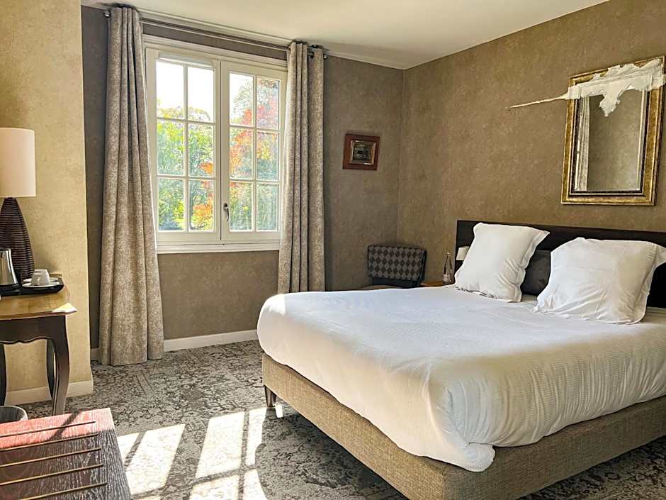 Logis Hôtels Château de La Barge