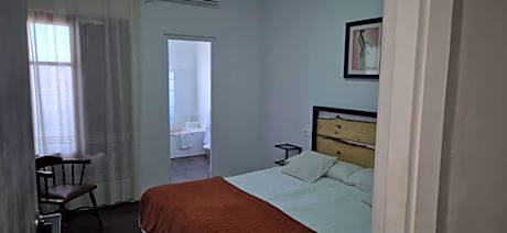 King Room with Balcony - No pets