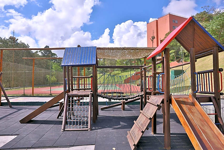 Almenat Embu das Artes Sao Paulo, Tapestry Collection