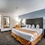 Travelodge by Wyndham Traverse City MI