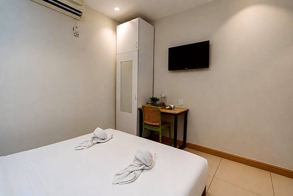 Swing & Pillows - Kota Damansara