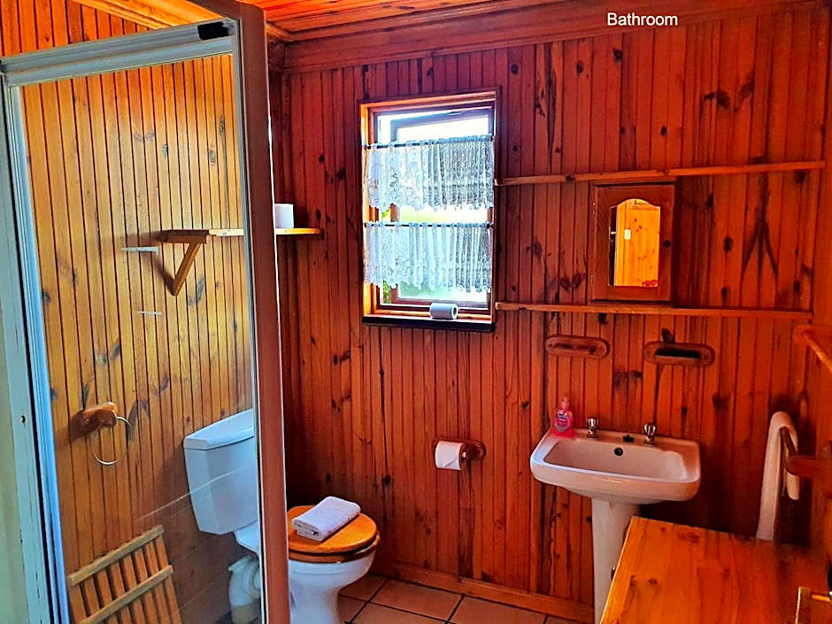 Lakeside Accommodation