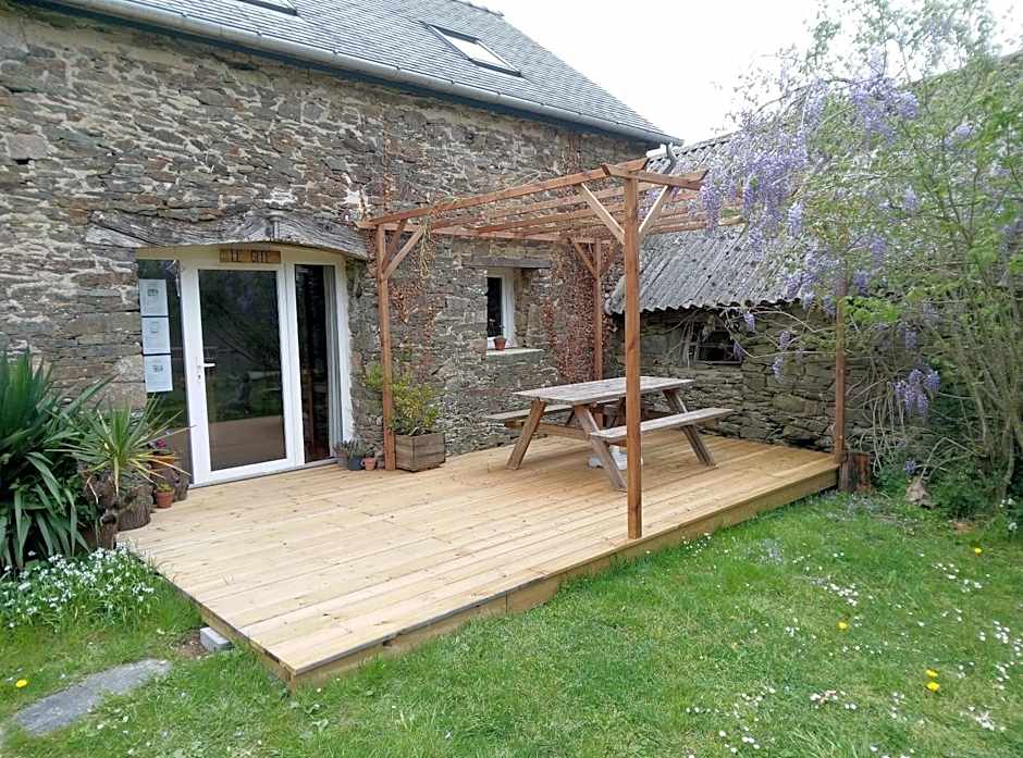 Le Jardin Enchanteur, chaleureuse maison d'hôtes éco-responsable, calme et accueillante