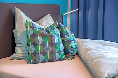 Single Room with Shared Bathroom