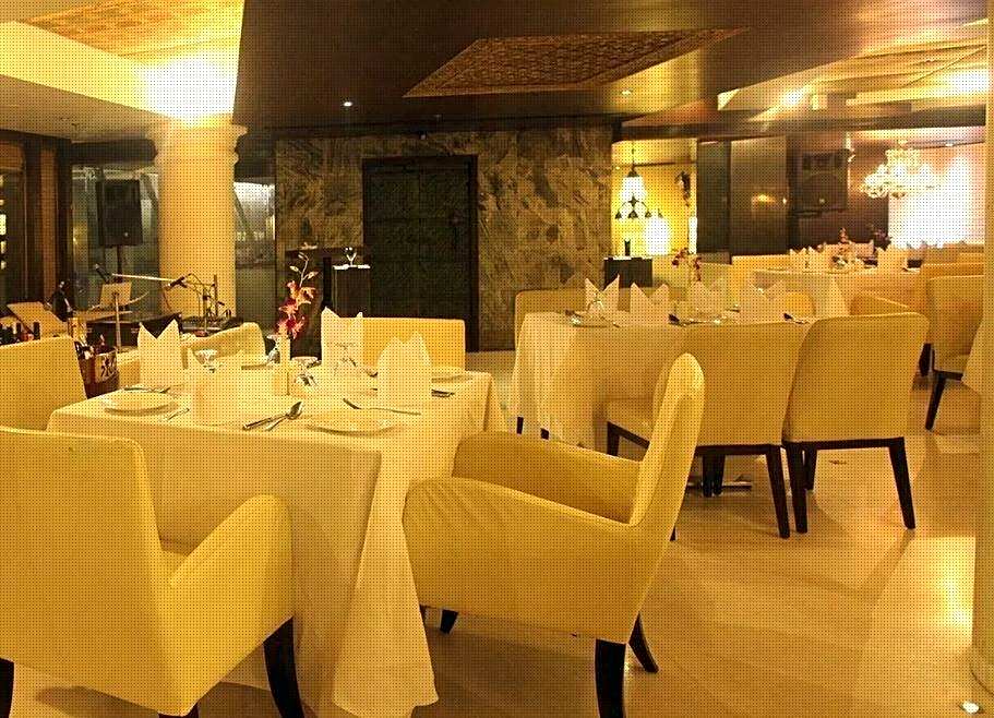 HOTEL PENINSULA GRAND