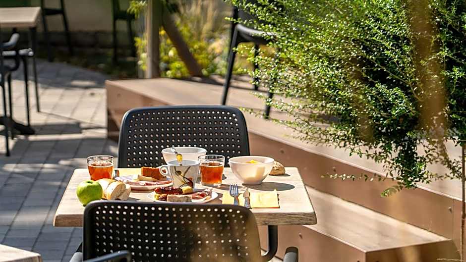 The Originals Boutique, Hotel Le Marmotel, Clermont-Ferrand
